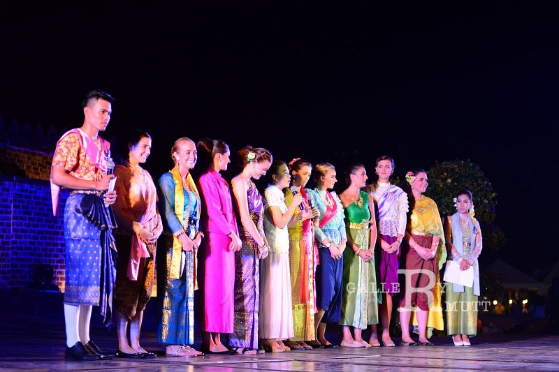 20151125-Loy Kratong_41.JPG